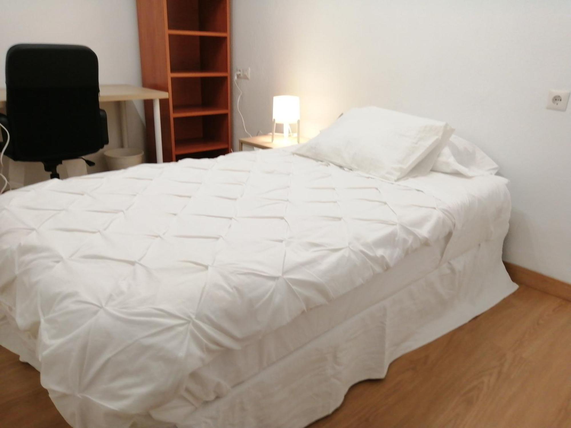 Funcional Y Renovado Apartamento En Iturrama 潘普洛纳 外观 照片